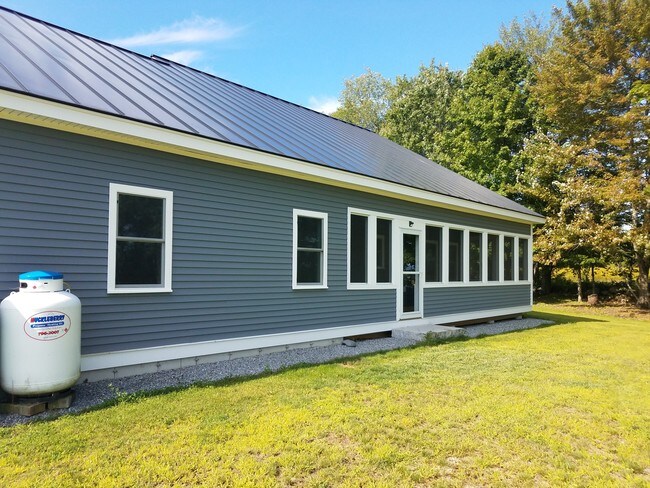 Building Photo - 1038 Allen Rd