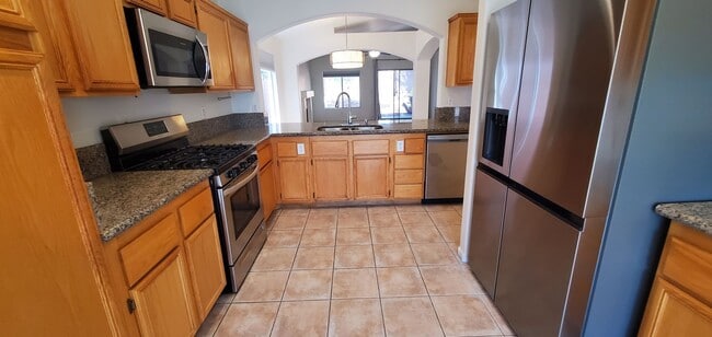 Building Photo - 1805 Quail Point Ct