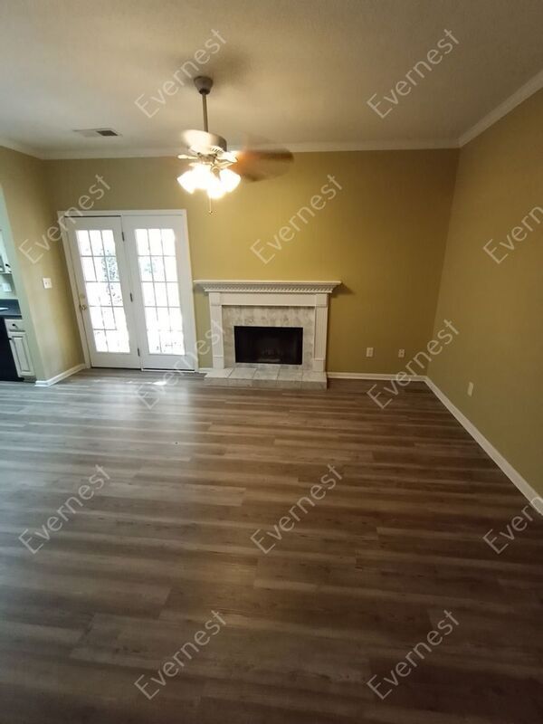 Building Photo - 142 Sugar Dr