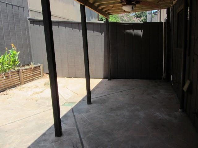Building Photo - 510 Hickory Dr
