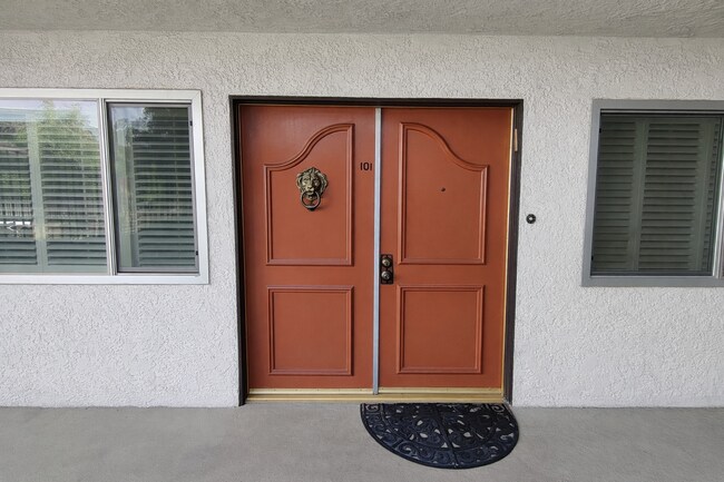 Foto del edificio - 5315 Yarmouth Ave