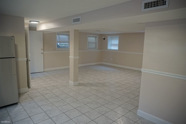 Building Photo - 1 br, 1 bath  - 1 Clevemont Ave # L