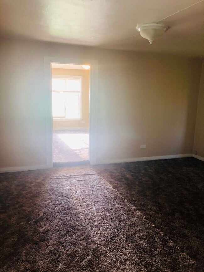 Building Photo - 119 Canyon Highlands Dr