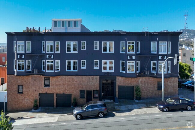 Exterior alternativo - 1995 Turk St