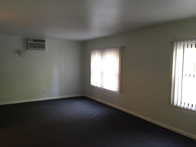 Foto del edificio - 7632 S Stewart Ave