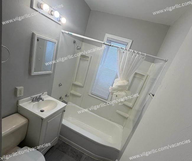 Building Photo - Spacious 2 Bedrooms • 1 Bathroom Home. Comfortable, well-maintained living with classic charm and...