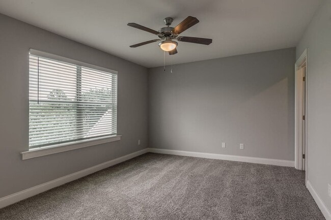 Building Photo - Mode at Melbourne