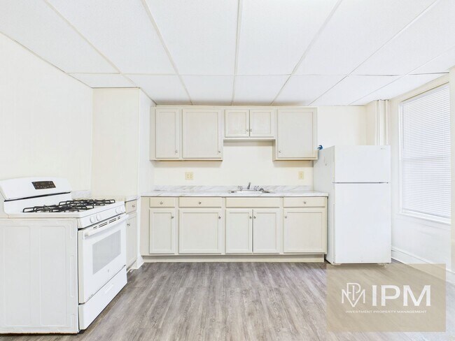 Foto del edificio - 1/2 Off First Months Rent! Available Now! ...