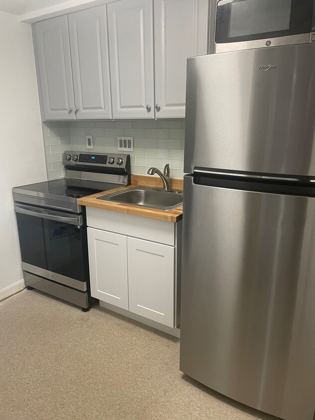 Photo - 9374 Tartan View Dr (Fairfax, VA)