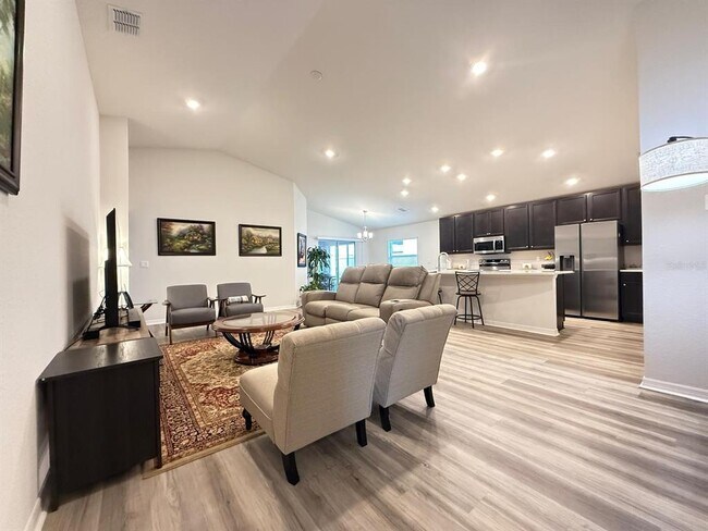 Foto del edificio - 413 Windy Willow Wy