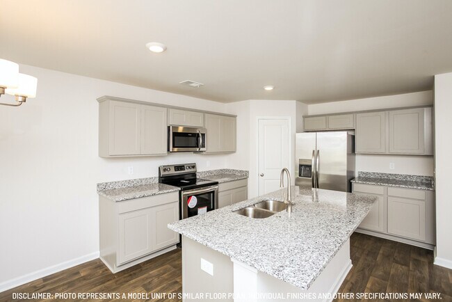 Foto del edificio - Beautiful New Home- Great Corner Lot!!