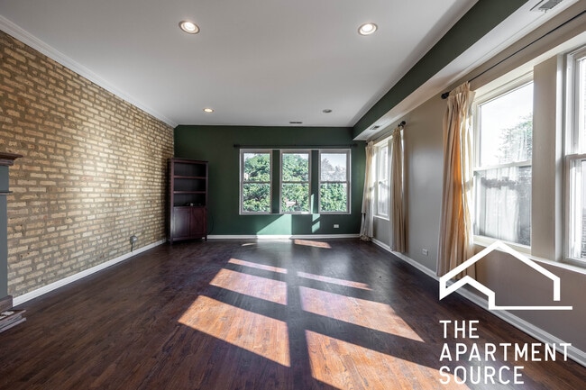 Building Photo - 1517 W Jonquil Terrace