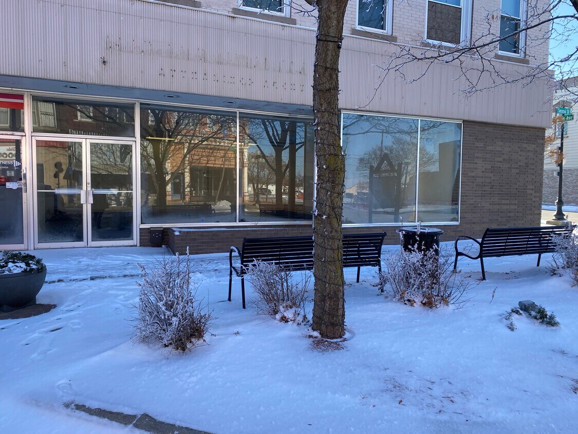 546 2nd St Unit 1st Floor 1, ster City, IA 50595 Apartments in