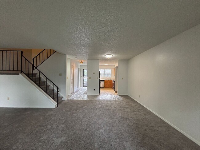 Building Photo - Large 2-story townhome with finished basement & 1-car garage!