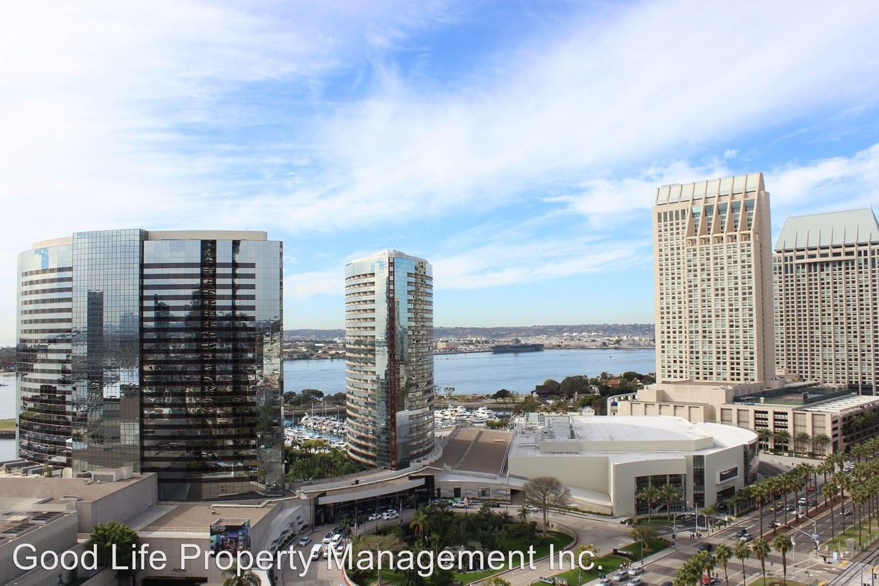 Primary Photo - 2 br, 2 bath House - 100 Harbor Dr. #2004