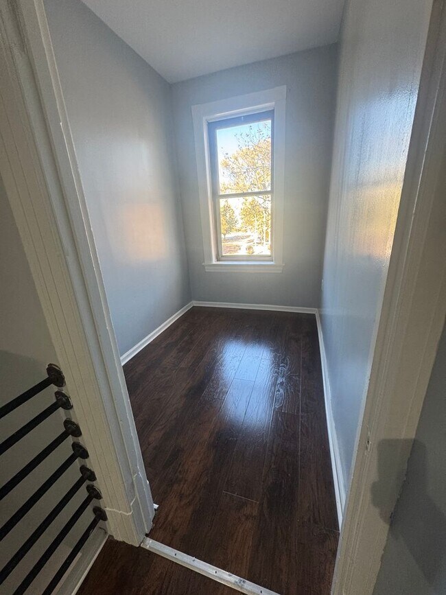 Foto del edificio - 3424 Chippewa St