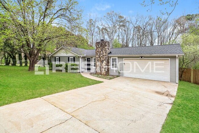 Building Photo - 3764 Rosemary Lane Se