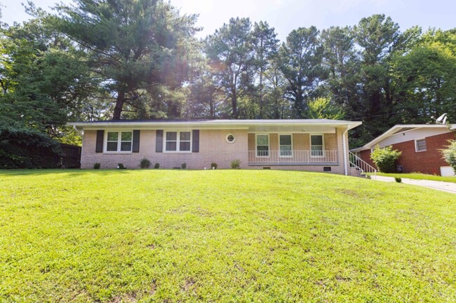 Building Photo - 1779 Fort Valley Dr SW