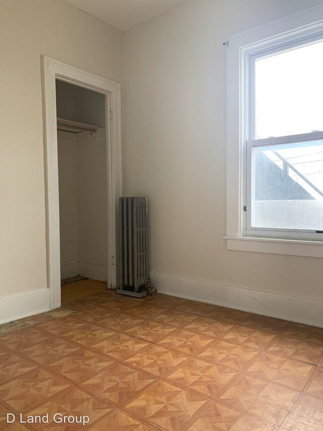Building Photo - 4224 Lois St