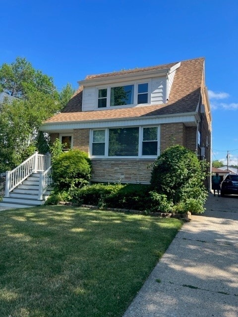 Foto principal - 5454 W Windsor Ave
