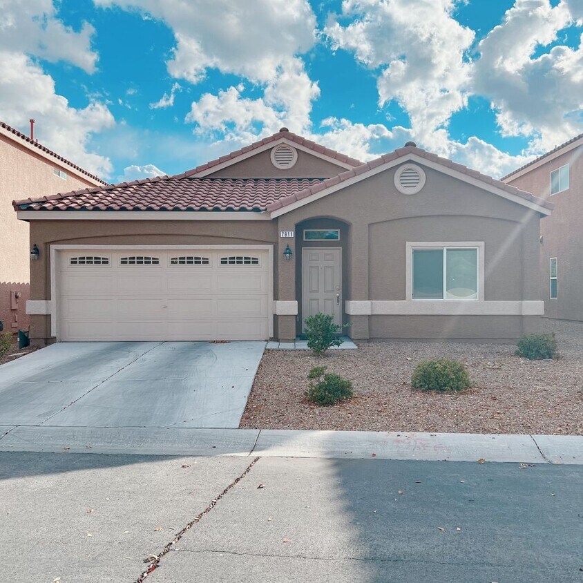 7911 Narnia Ave, Las Vegas, NV 89113 House Rental in Las Vegas, NV