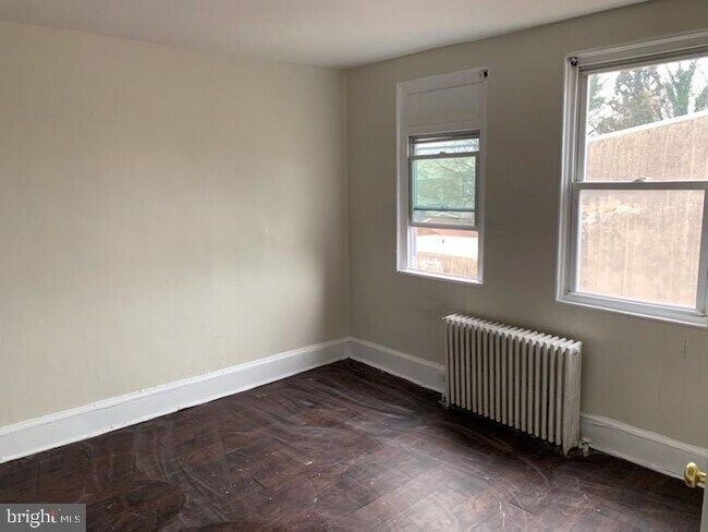 Building Photo - 1502 Harrison St