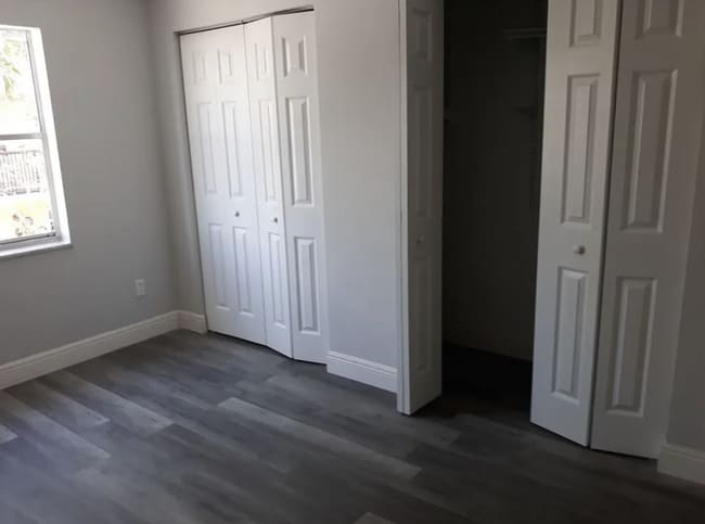 Building Photo - 4158 SW 66th Way