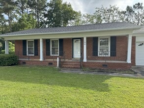 Building Photo - 106 Wildwood Rd