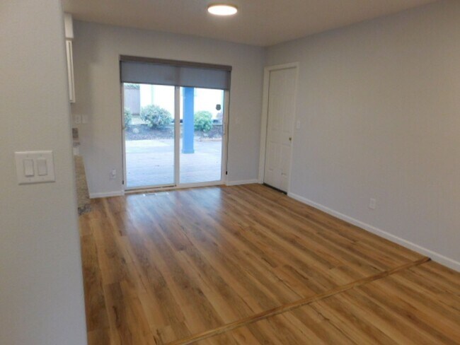 Foto del edificio - 5351 Landon St SE