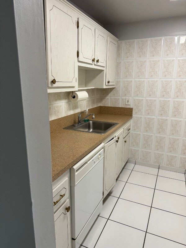 Building Photo - 14211 SW 88th St
