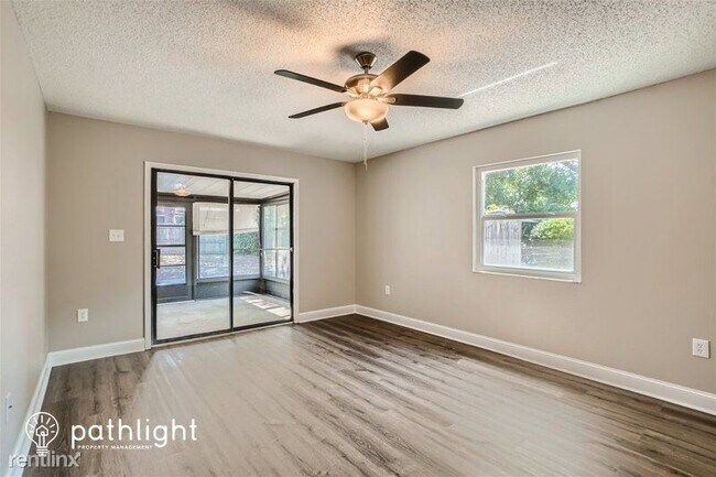 Building Photo - 3 br, 2 bath House - 3260 Mary Lane UNIT