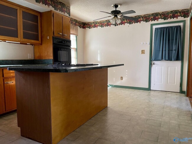 Foto del edificio - 2803 Brett Rd NW