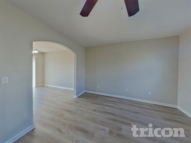 Foto del edificio - 1090 Heart Pine Dr