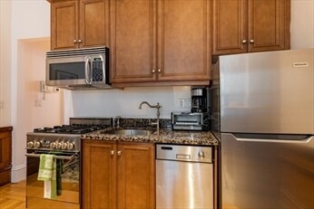 Foto del edificio - 1609 Tremont St