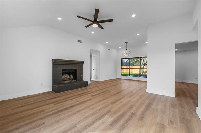Building Photo - 2301 Windridge Ln