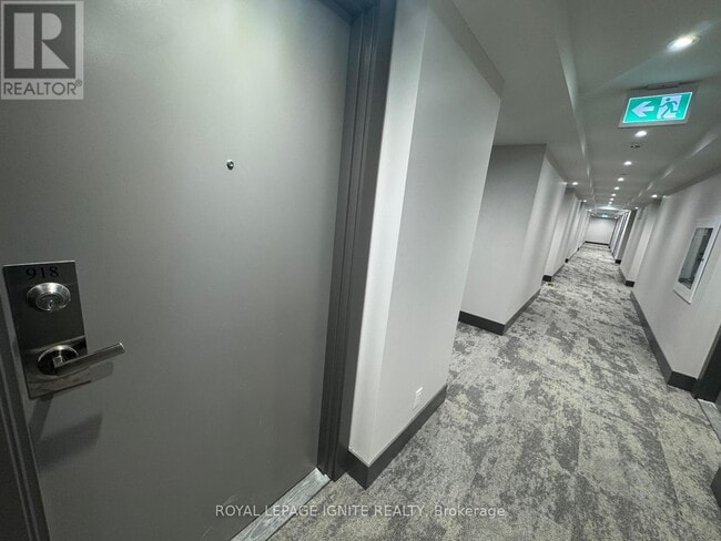 Building Photo - 51 Clarington Blvd
