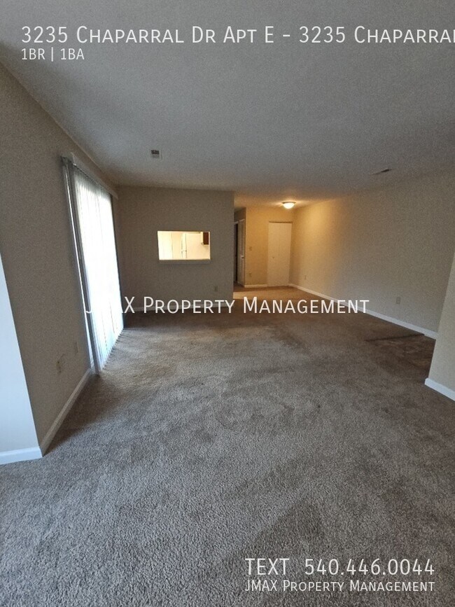 Foto del edificio - 3235 Chaparral Dr