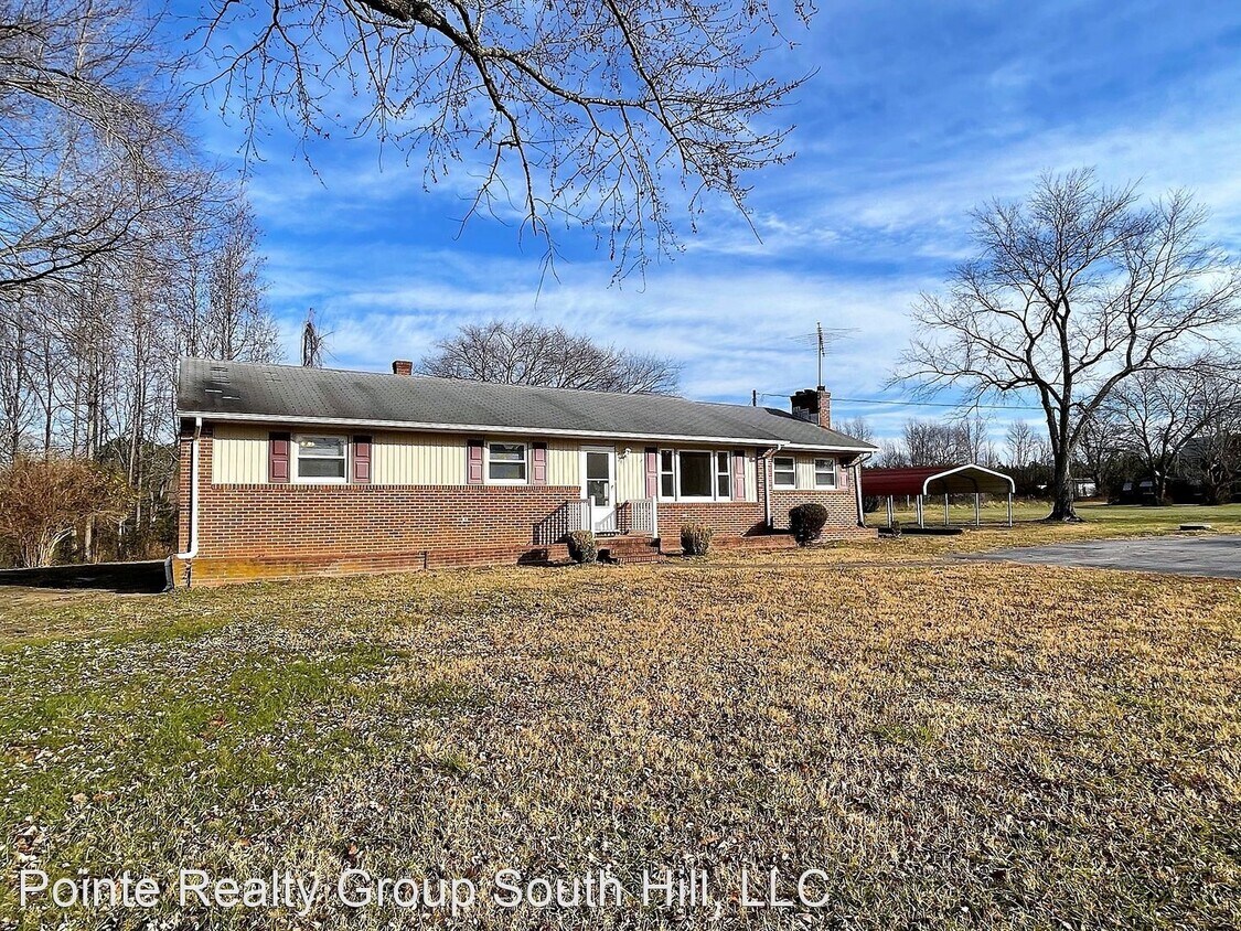 Primary Photo - 3 br, 2 bath House - 479 Dundas Road