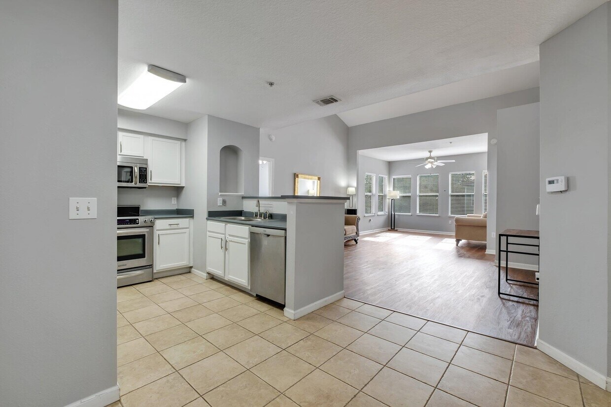 Foto principal - 2801 Chancellorsville Dr