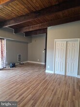 Building Photo - 7525 Riverdale Rd