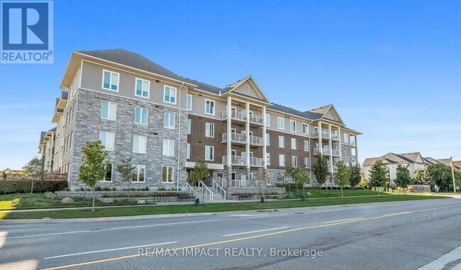Photo du bâtiment - 290-290 Liberty St N