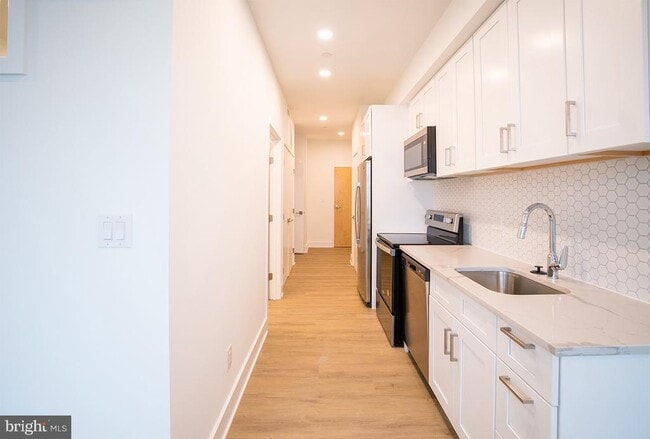 Foto del edificio - 1324 Frankford Ave