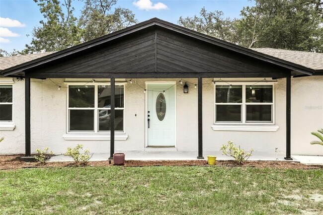 Building Photo - 102 Ventura Dr