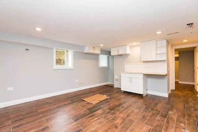 Building Photo - 2825 N Francisco Ave