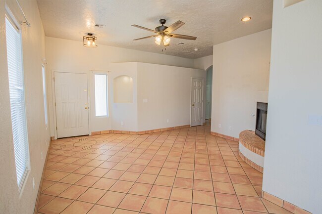 Foto del edificio - 2656 Bearcat Dr