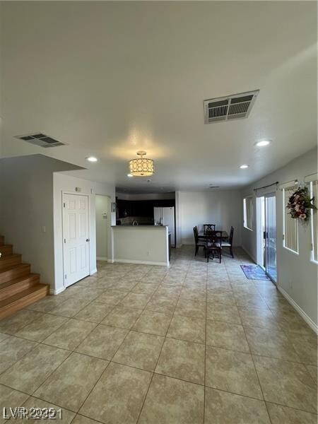 Building Photo - 7859 Windhamridge Dr