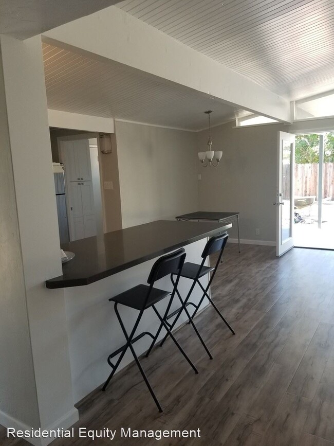 Building Photo - 3 br, 2 bath House - 2644 Dawes Street