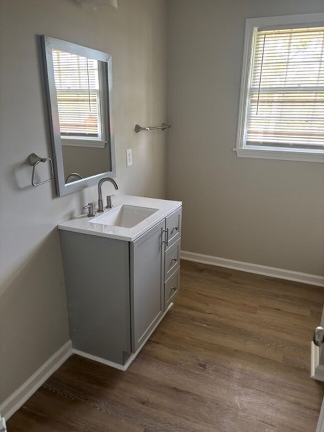 Foto del edificio - Available Now 2 bedroom 2 bathroom  conven...