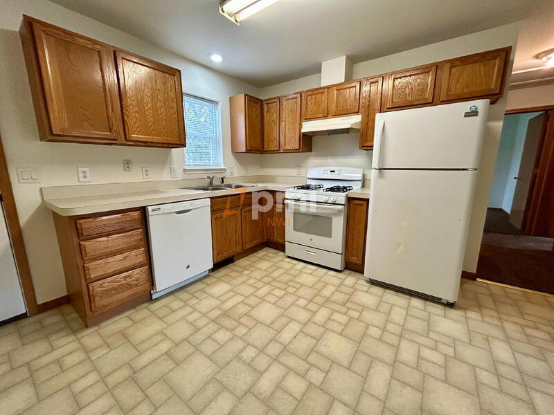 Primary Photo - 1056 Joliet Rd