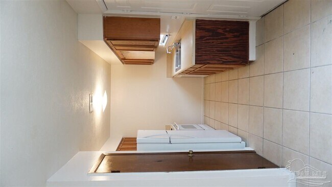 Foto del edificio - 1474 S Fairfield Dr